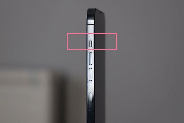 西乌珠穆沁苹果13维修分享iPhone 13如何开启静音模式 